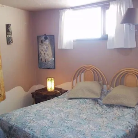 Sleeps 2 Wifi Дом отдыха Фамара